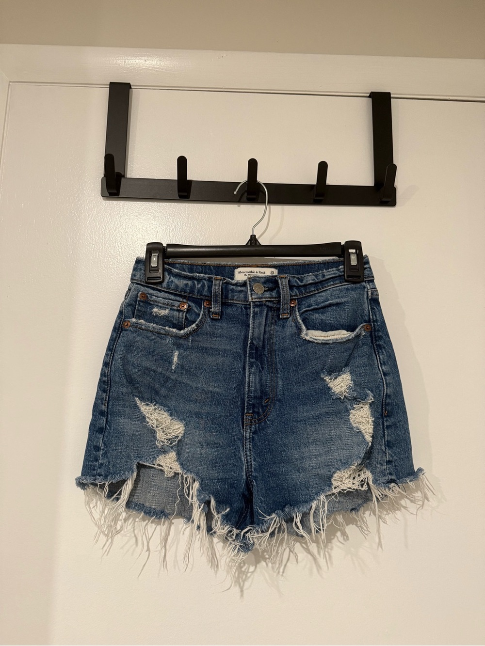 Abercrombie curve love denim shorts size 25